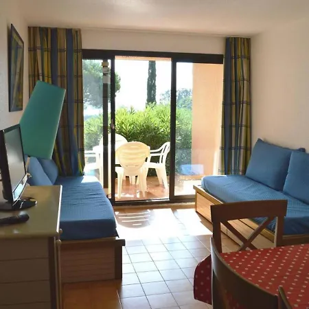 Avec Piscine Et Terrasse A 300m De La - Fr-1-226b-47 Apartment