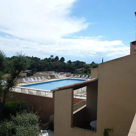 Appartement Avec Piscine Et Terrasse A 300m De La - Fr-1-226b-47 *